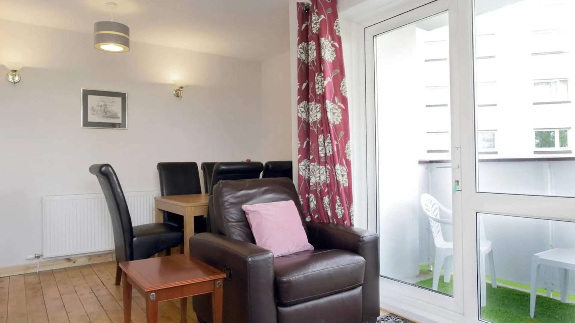 Edinburgh Family-Friendly Flat Walkable From Princess Street Ηνωμένο Βασίλειο